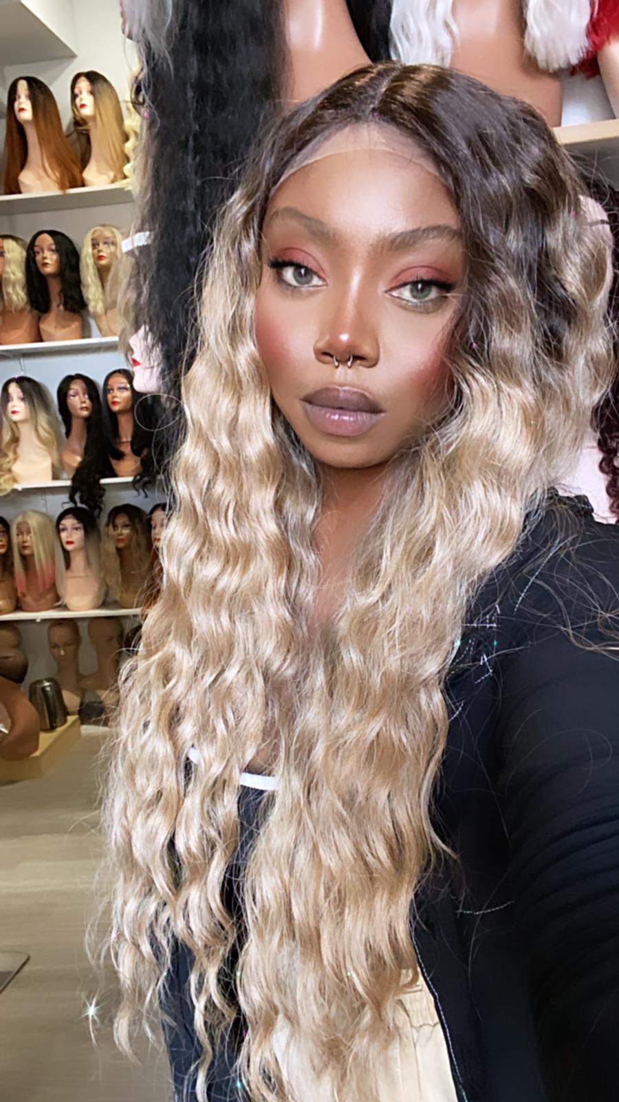 Beyoncé – All About Braids and Hair Extensions